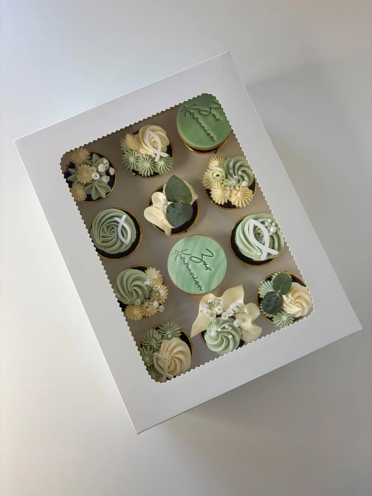 Cupcake Box